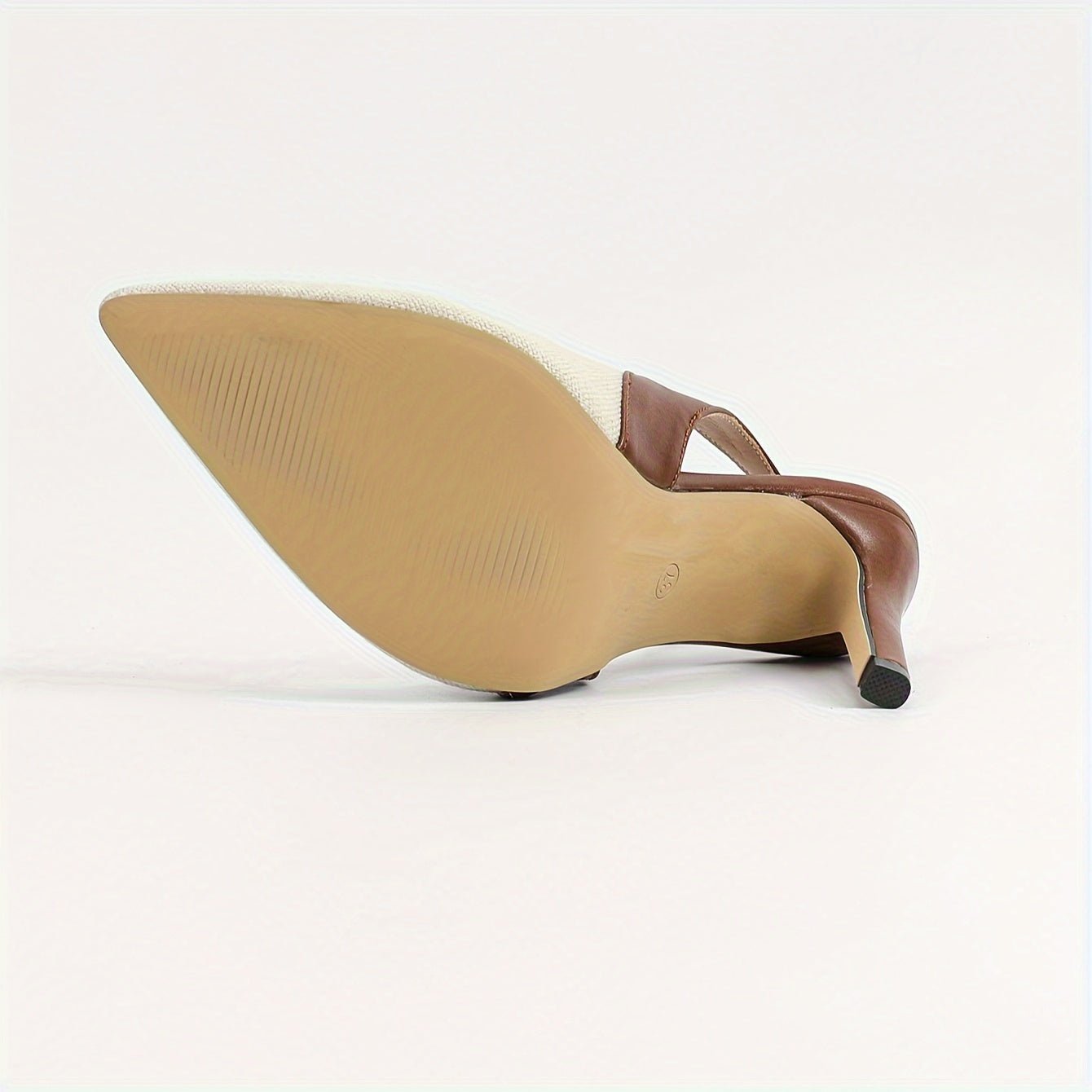 Amelia™ | Scarpe con tacco aperte sul tallone e dettagli a contrasto